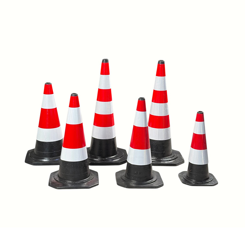 Cono de tráfico de caucho industrial de alta resistencia de varios tamaños para una solución rentable de seguridad vial Cono de tráfico de caucho industrial de alta resistencia de varios tamaños para una solución rentable de seguridad vial