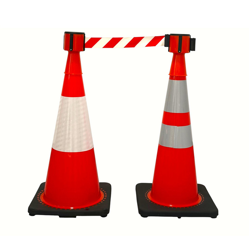 Cono de seguridad vial de PVC de alta elasticidad con base de caucho ponderada opcional para control de carreteras en todo clima y aislamiento de peligros