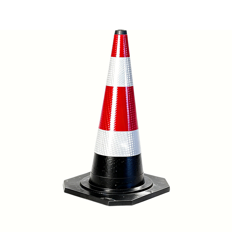 Cono de tráfico de caucho industrial de alta resistencia de varios tamaños para una solución rentable de seguridad vial Cono de tráfico de caucho industrial de alta resistencia de varios tamaños para una solución rentable de seguridad vial