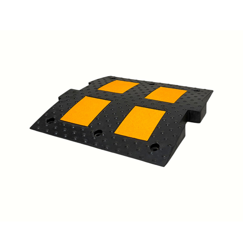 Parachoques de velocidad de caucho entrelazados modulares de alta densidad estándar europeos