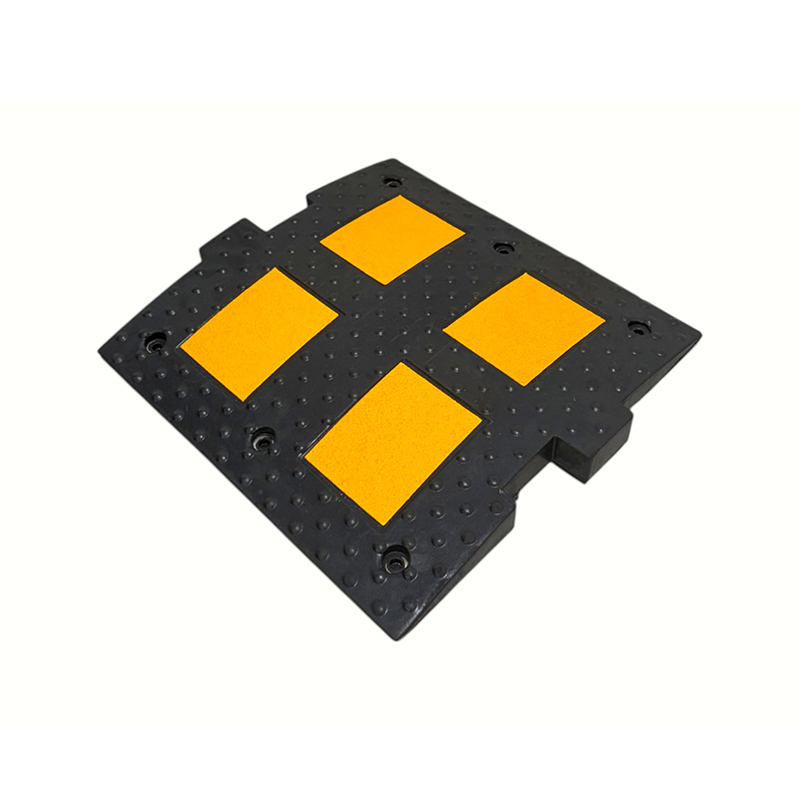 Parachoques de velocidad de caucho entrelazados modulares de alta densidad estándar europeos